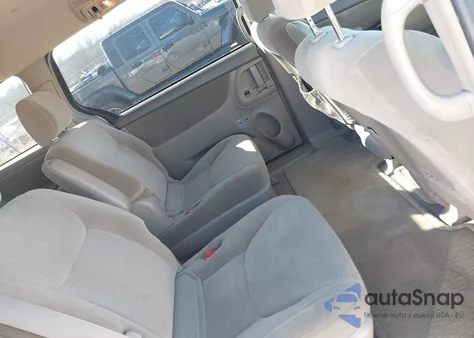 2004 Toyota Sienna Le from USA, damaged, VIN 5TDZA23C44S154039